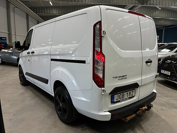 Ford Transit Custom 5 of 19