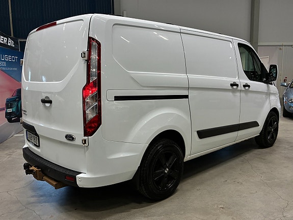 Ford Transit Custom 3 of 19