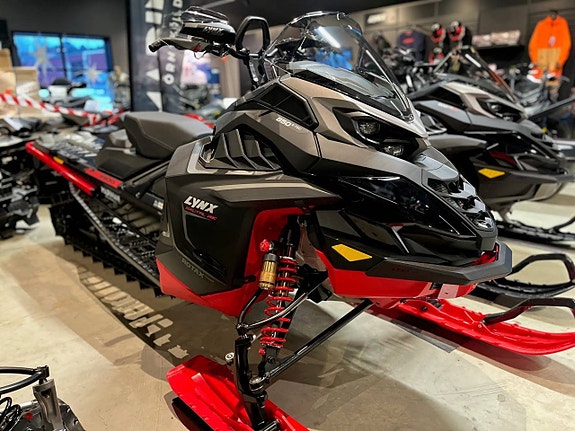 Lynx Brutal RE 850 E-Tec 10,25" skärm -26 "Spara 22 500 kr" 2 of 6