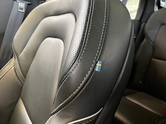 Volvo XC90 16 of 21