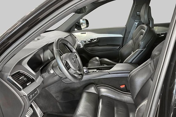 Volvo XC90 6 of 21