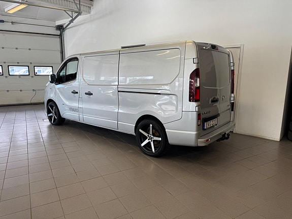 Opel Vivaro 3 of 12