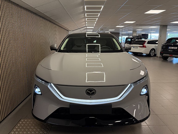 Mazda CX-6e 4 of 21