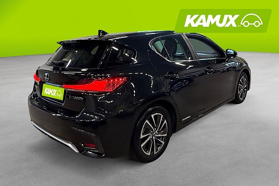 Lexus CT200h 4 of 21