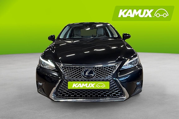 Lexus CT200h 6 of 21