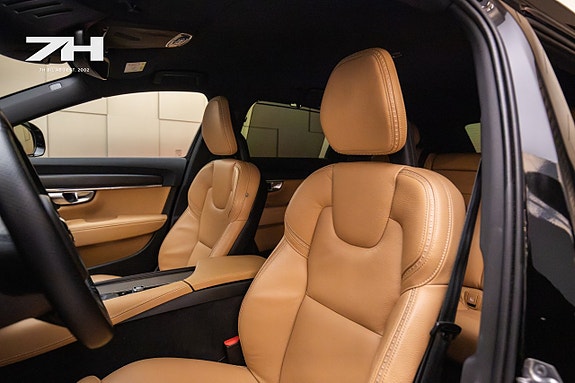 Volvo V90 Cross Country 13 of 21
