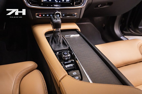 Volvo V90 Cross Country 12 of 21