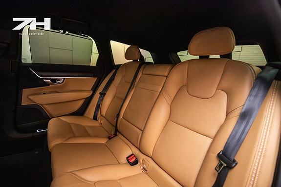 Volvo V90 Cross Country 16 of 21