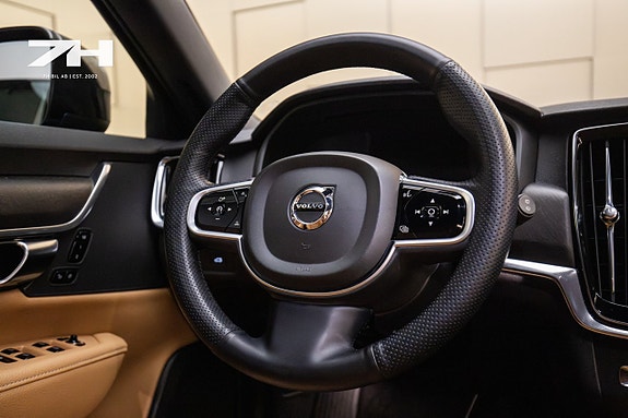 Volvo V90 Cross Country 10 of 21