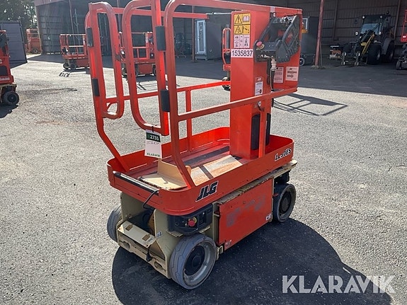 Pelarlift JLG 1230ES 2st 2 of 2
