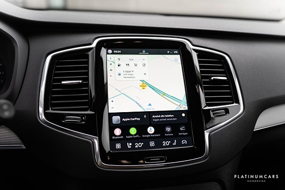Volvo XC90 12 of 23