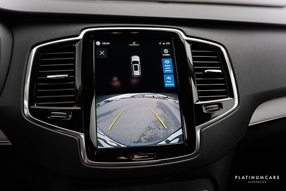 Volvo XC90 14 of 23