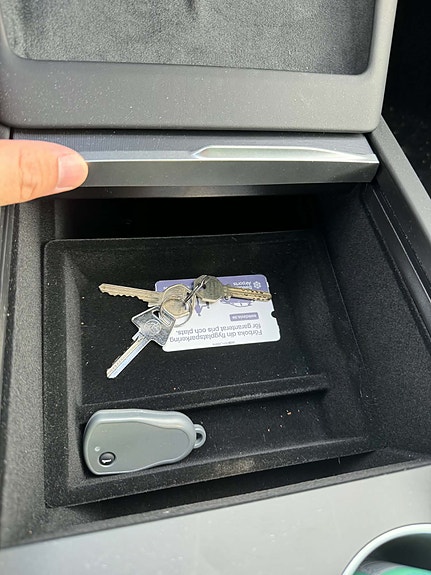 Tesla Model 3 26 of 30