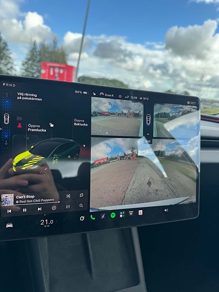 Tesla Model 3 19 of 30