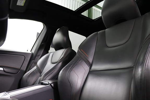 Volvo XC60 27 of 30