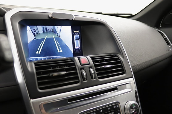 Volvo XC60 23 of 30