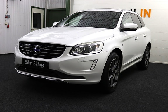 Volvo XC60 3 of 30