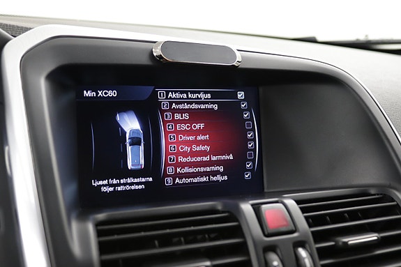 Volvo XC60 22 of 30