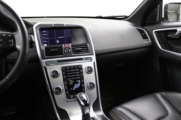 Volvo XC60 18 of 30