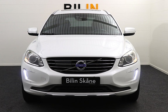 Volvo XC60 6 of 30