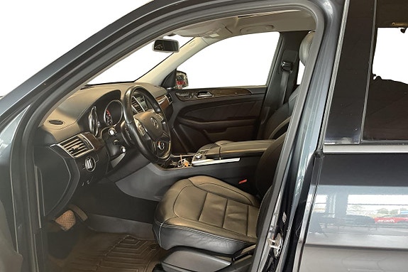 Mercedes-Benz GL350 6 of 24