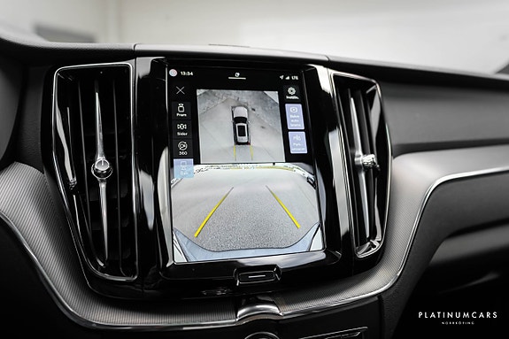 Volvo XC60 11 of 19