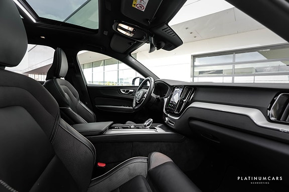 Volvo XC60 7 of 19