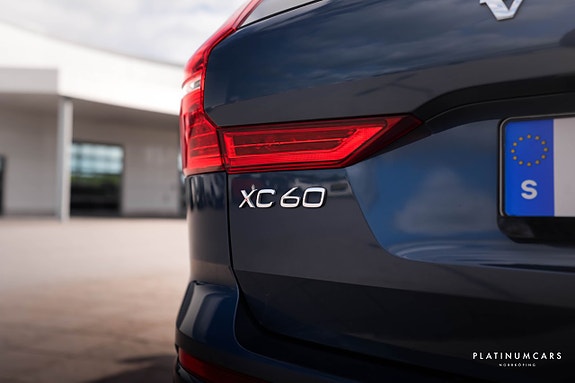 Volvo XC60 17 of 19