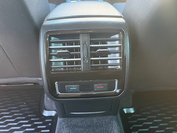 Volkswagen Passat Alltrack 8 of 8