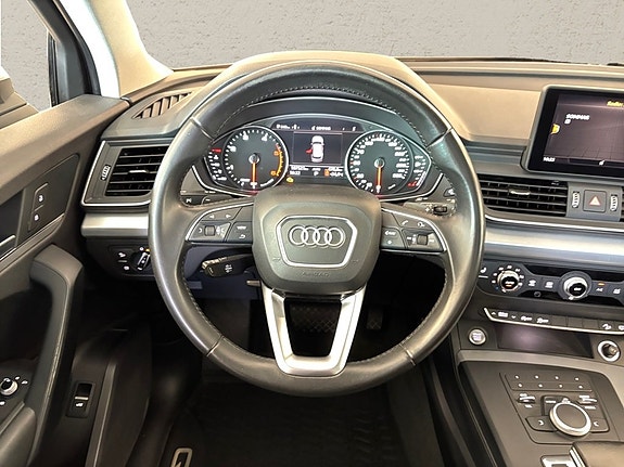 Audi Q5 6 of 10