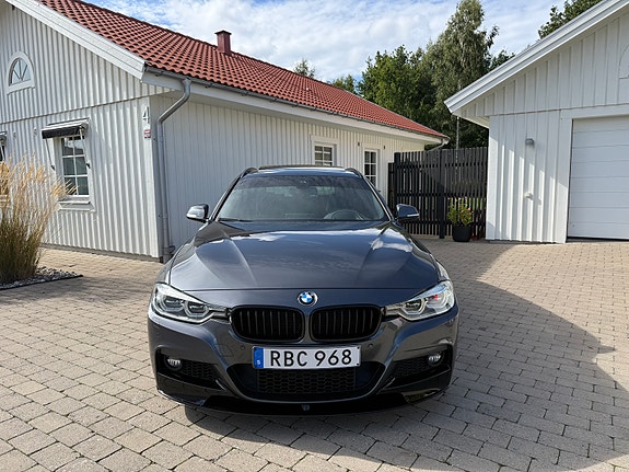 BMW 340i 6 of 11