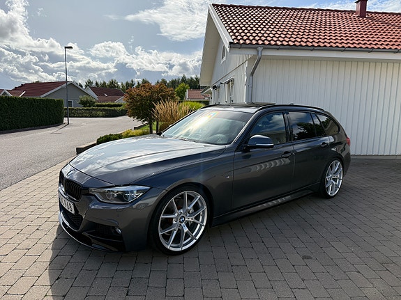 BMW 340i 5 of 11