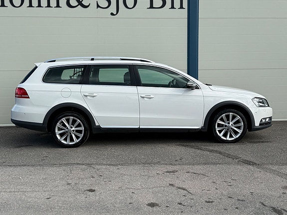 Volkswagen Passat Alltrack 6 of 20