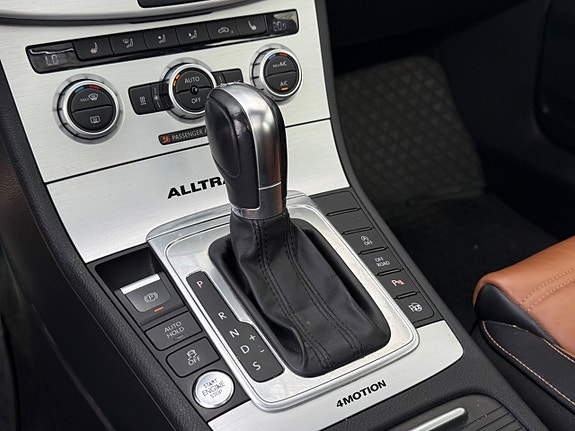 Volkswagen Passat Alltrack 13 of 20