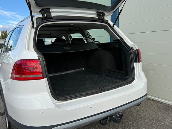 Volkswagen Passat Alltrack 20 of 20