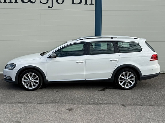 Volkswagen Passat Alltrack 10 of 20