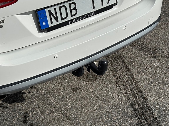 Volkswagen Passat Alltrack 9 of 20