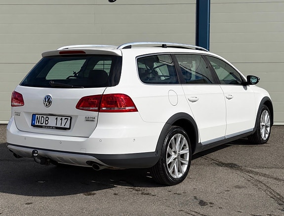 Volkswagen Passat Alltrack 7 of 20