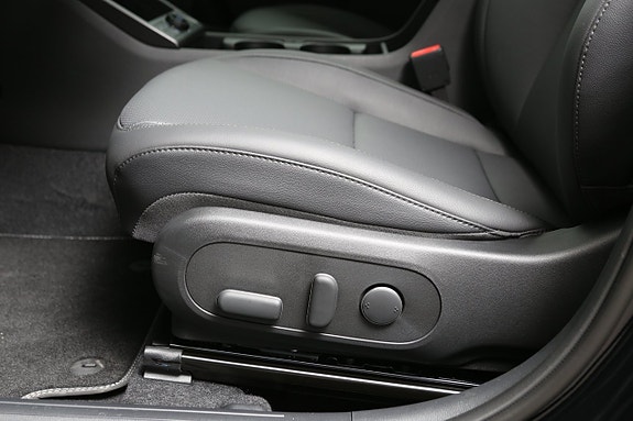Hyundai Kona 17 of 25