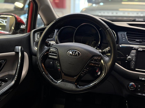 Kia Ceed 9 of 24