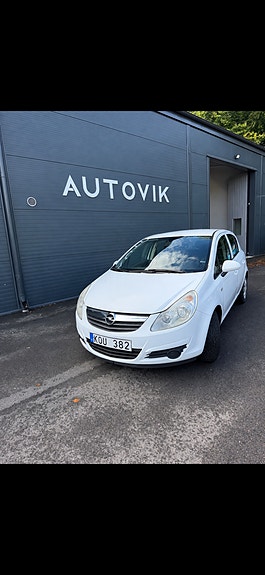 Opel Corsa 2 of 6