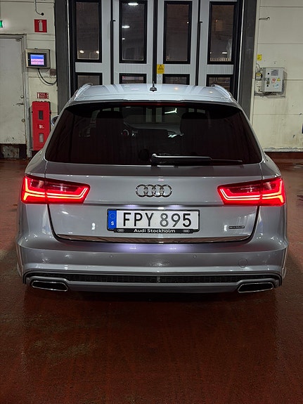 Audi A6 4 of 30