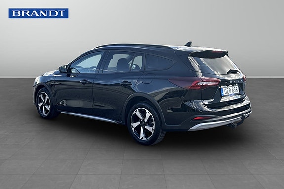 Ford Focus 2 of 10
