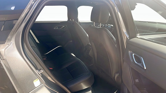 Land Rover Range Rover Velar 5 of 9
