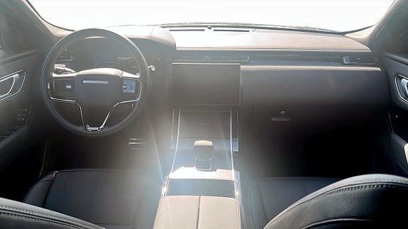 Land Rover Range Rover Velar 4 of 9