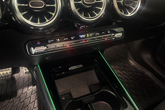 Mercedes-Benz EQA250 19 of 20
