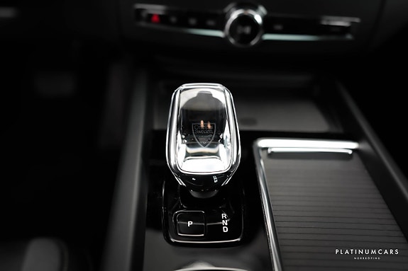 Volvo XC60 10 of 15