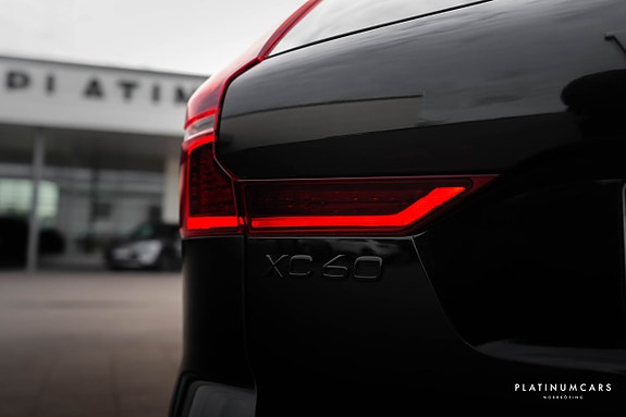 Volvo XC60 14 of 15