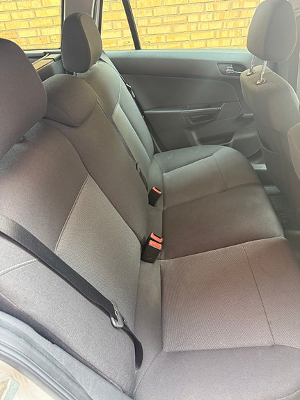 Opel Astra 6 of 9
