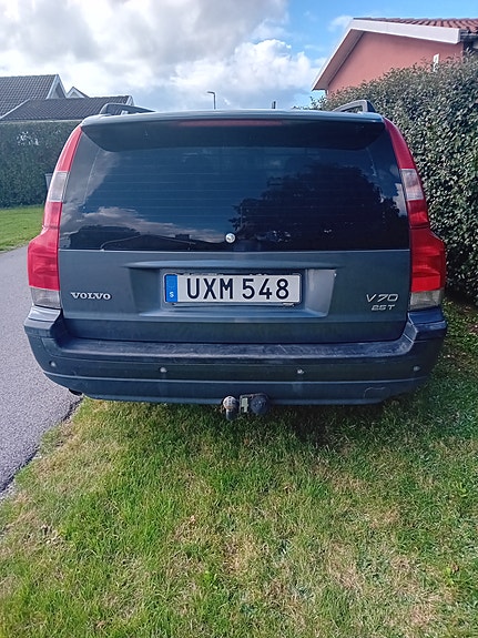 Volvo V70 3 of 10